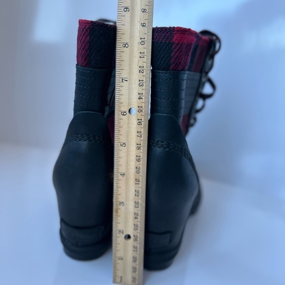Sorel Lexie leather plaid wedge woman’s  boots new - Picture 4 of 8
